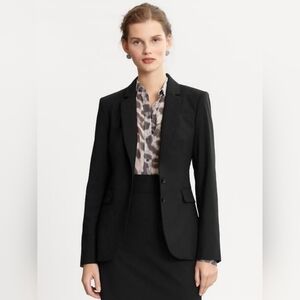 ☆Banana Republic Black Women's Suit Jacket & Skirt Set☆